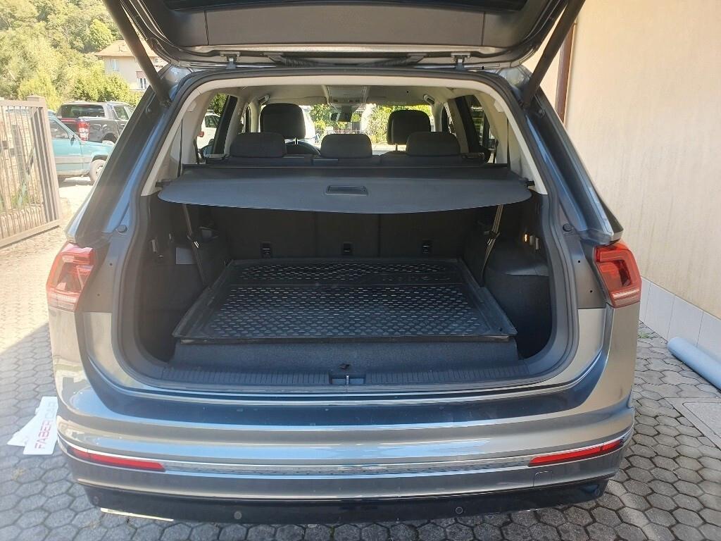 Volkswagen Tiguan Allspace 2.0 TDI R-Line DSG 4MOTION Advanced 7 posti