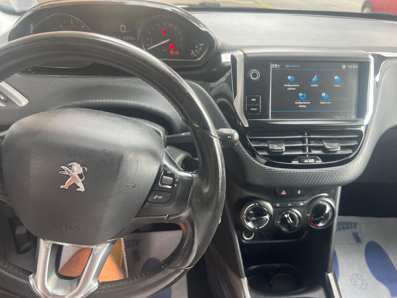 Peugeot 2008 BlueHDi 100 Allure