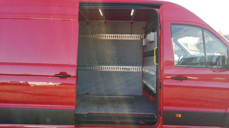 Volkswagen Crafter 35 2.0 TDI 140CV PL-TA Furgone con rampa moto
