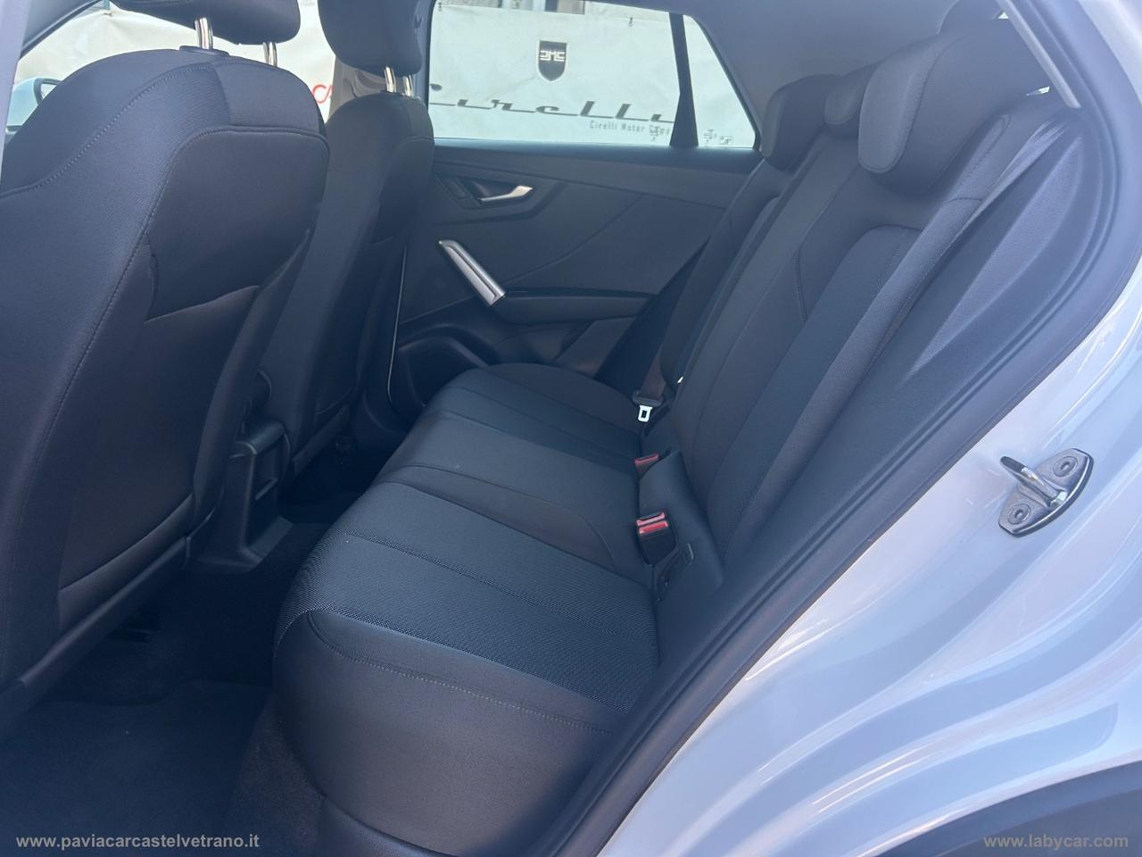 AUDI Q2 30 TDI S tronic Identity Black