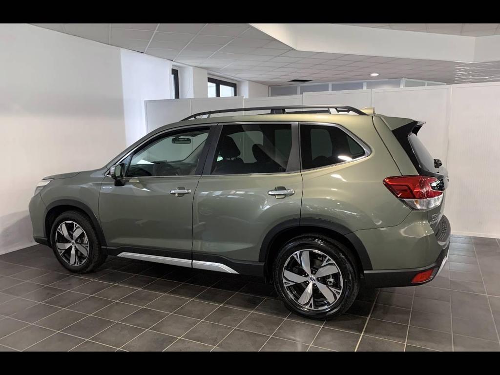 Subaru Forester 2.0 e-BOXER Premium AWD CVT Lineartronic