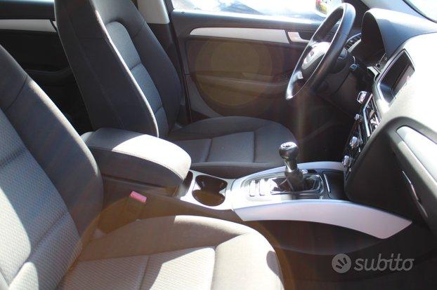 Audi Q5 2.0 tdi 150cv fari bixeno