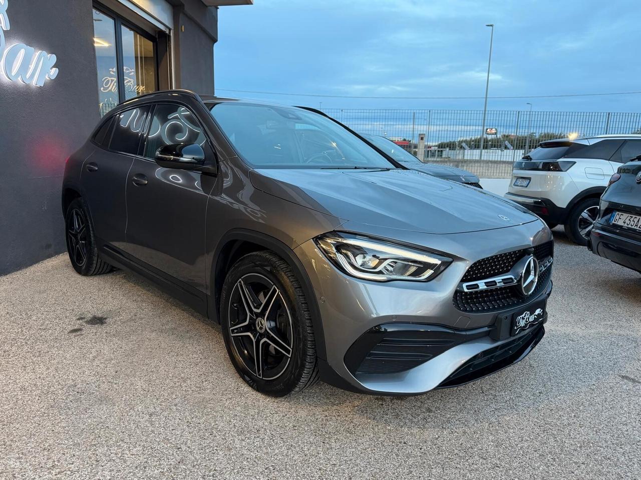 MERCEDES-BENZ GLA 200D PREMIUM 2.0 150CV PELLE NAVI CAM ANNO 2023