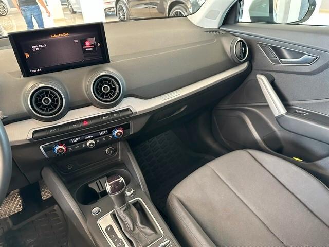 Audi Q2 30 TDI S tronic Business