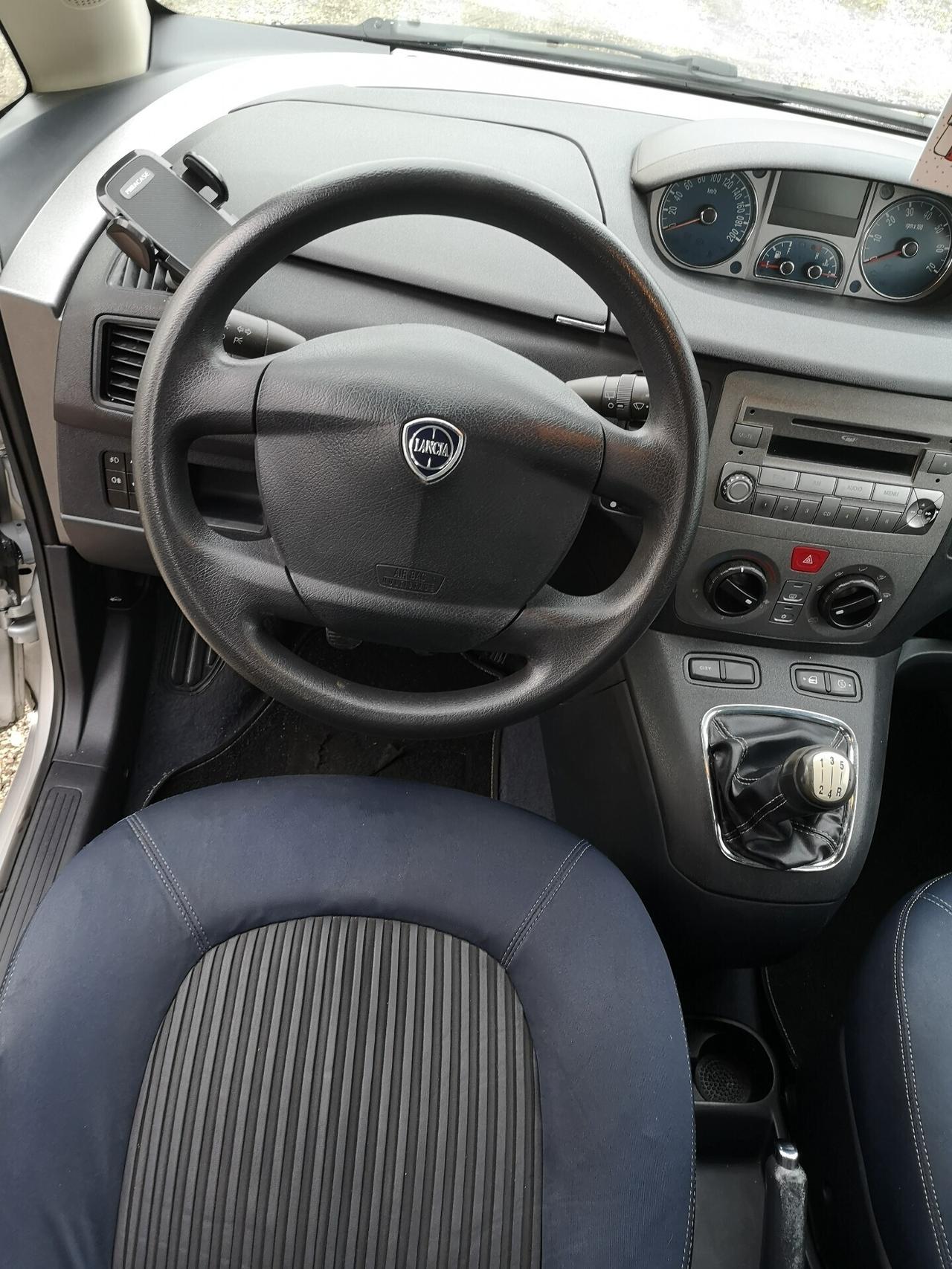 Lancia MUSA 1.3 Mjt 95cv - Garanzia 12 Mesi