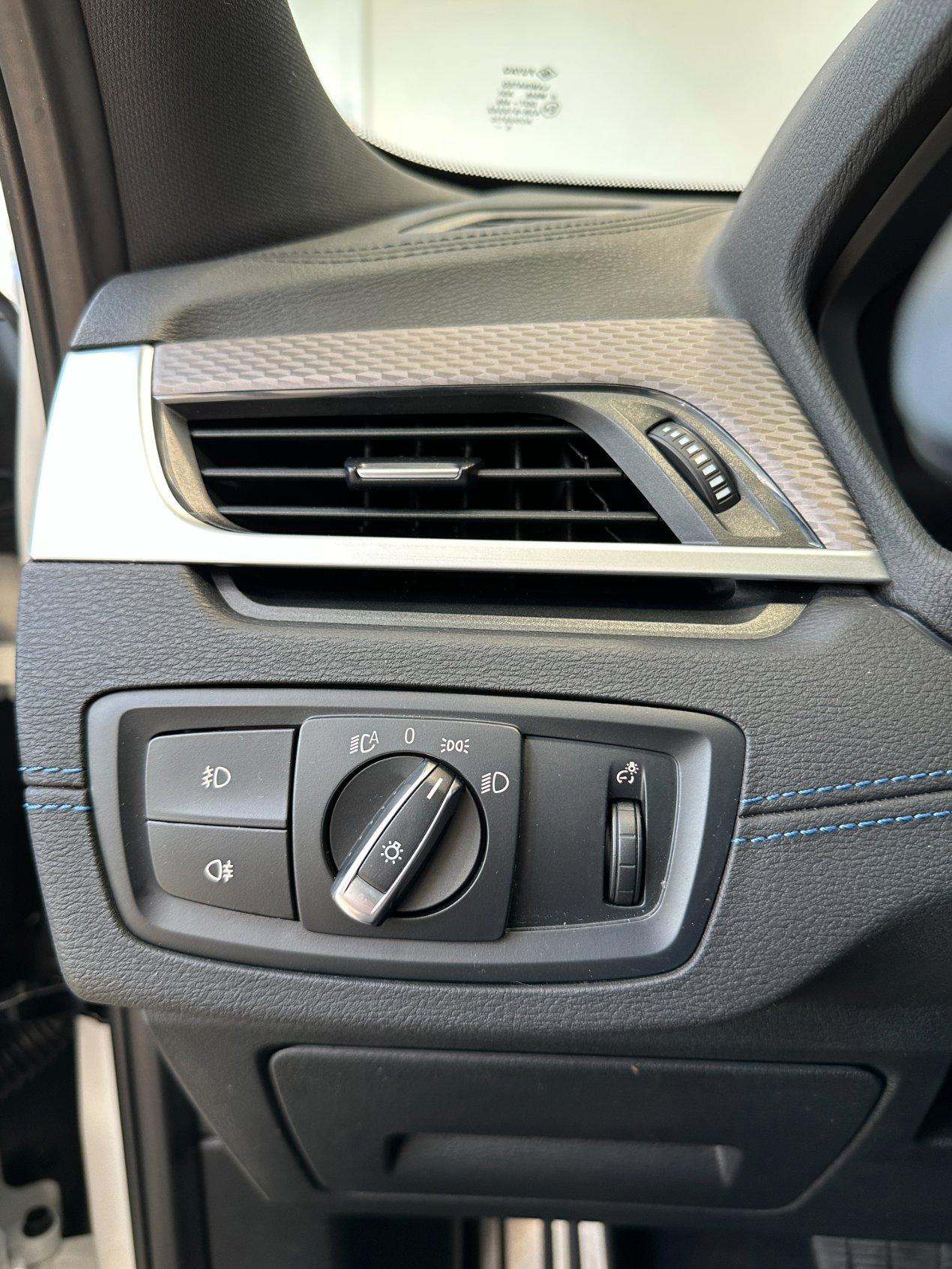 BMW X2 xdrive18d Msport auto-LED-19"-Camera-Carplay