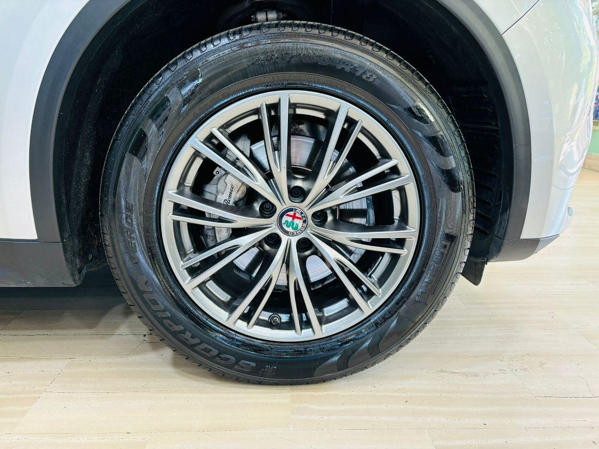 Alfa Romeo Stelvio 2.2 T.diesel 210 CV AT8 Q4 Exececutive