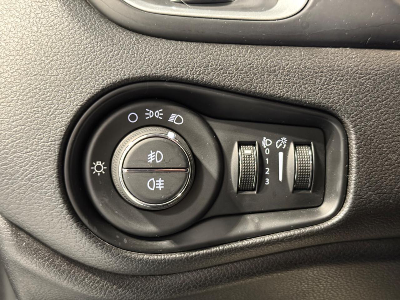 Jeep Renegade 1.6 Mjt SEDILI RISCALDATI, VOLANTE RISCALDATO!