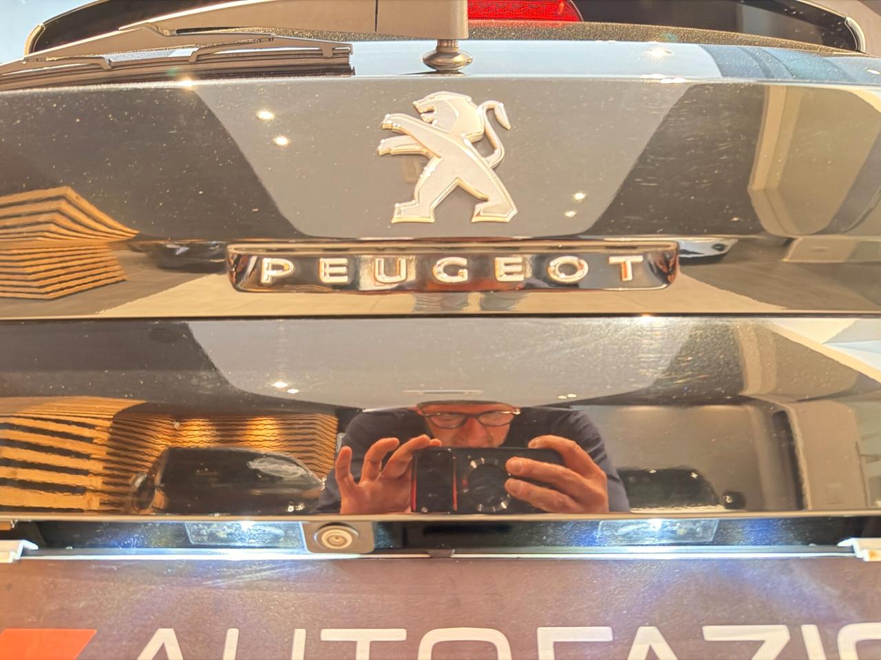 Peugeot 3008 BlueHDi 130 S&S EAT8 Allure