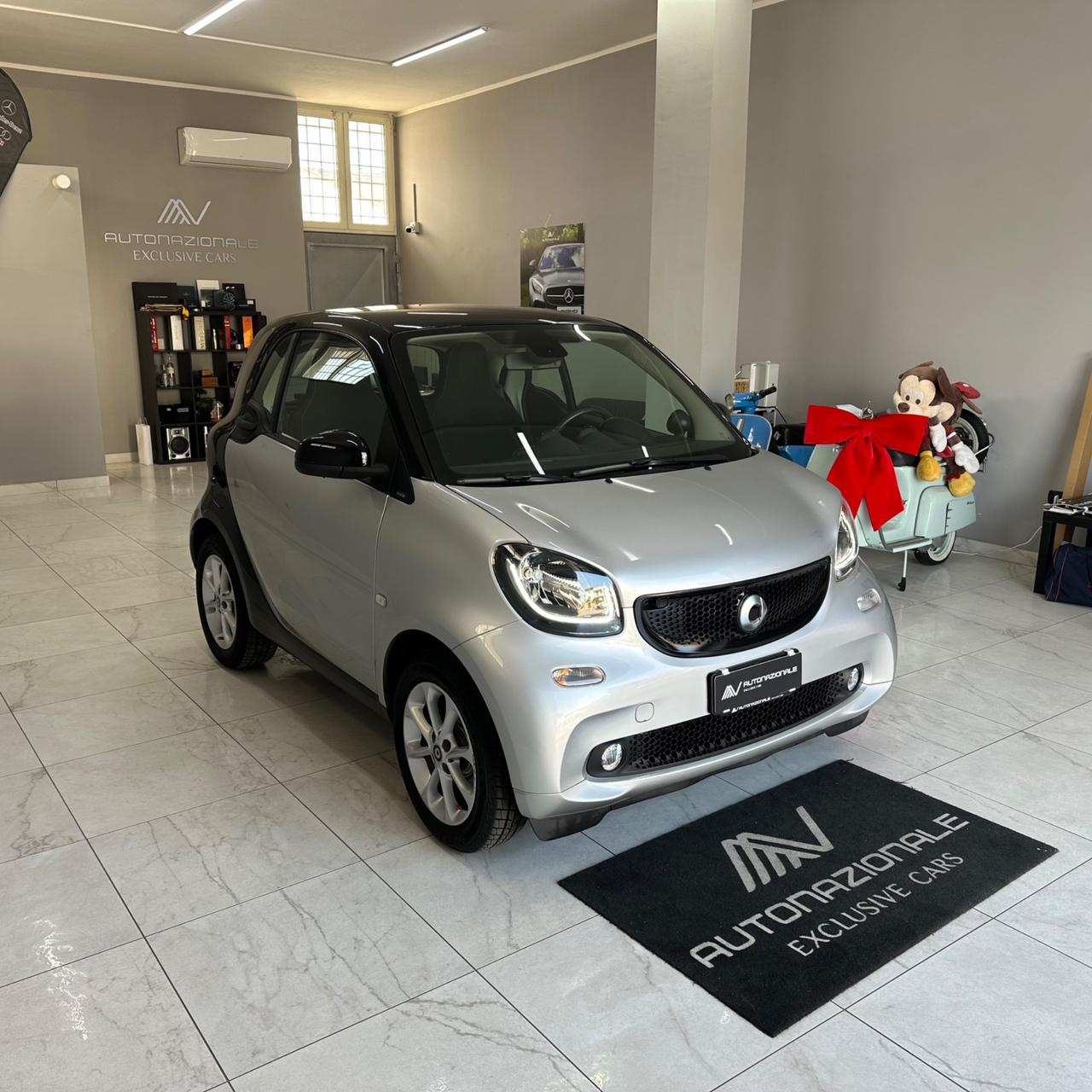 Smart ForTwo 1.0 twinamic Passion 71cv Automatica Bi-color