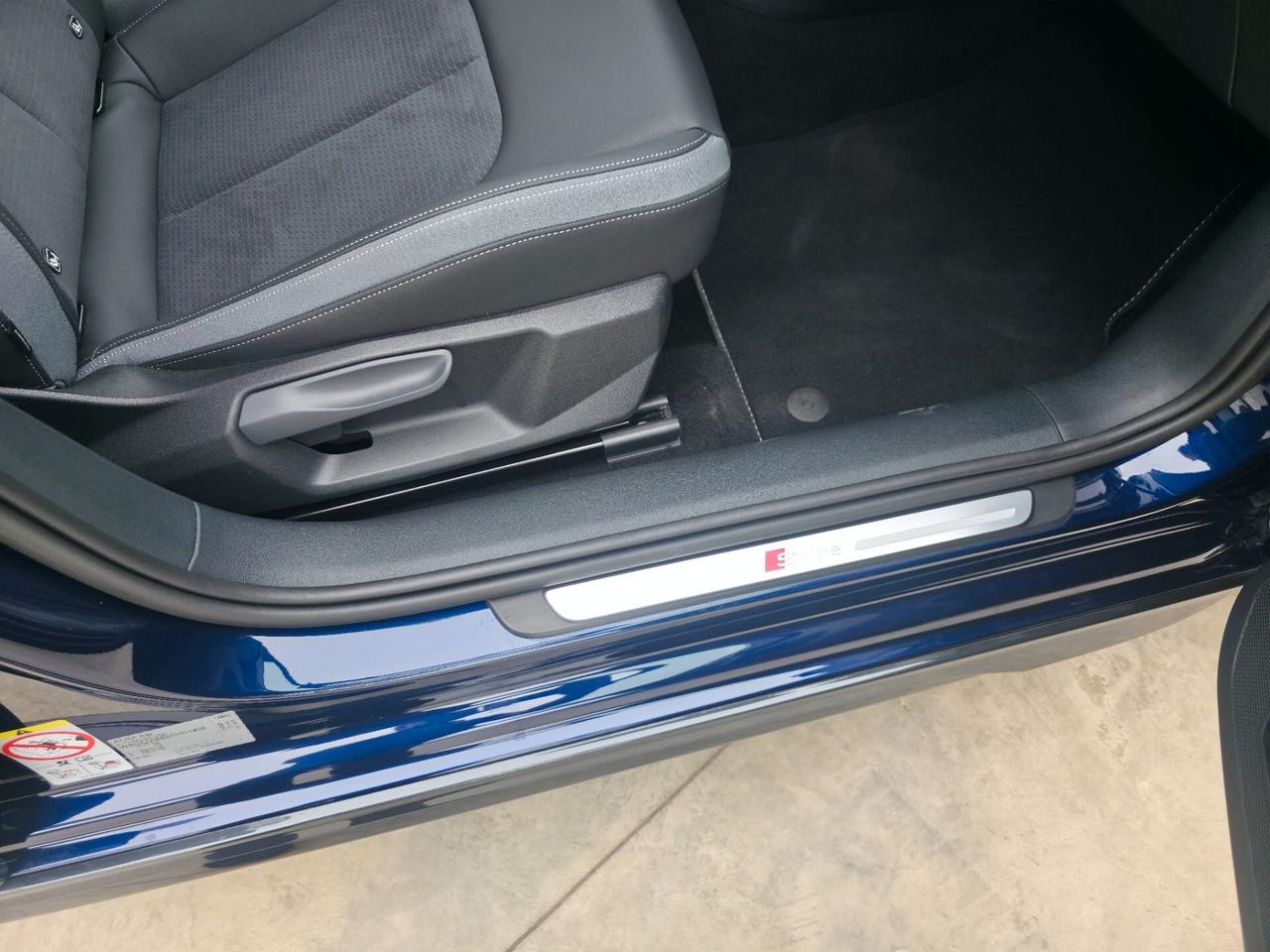 Audi A1 allstreet 30 TFSI S tronic Identity Contrast S.Line