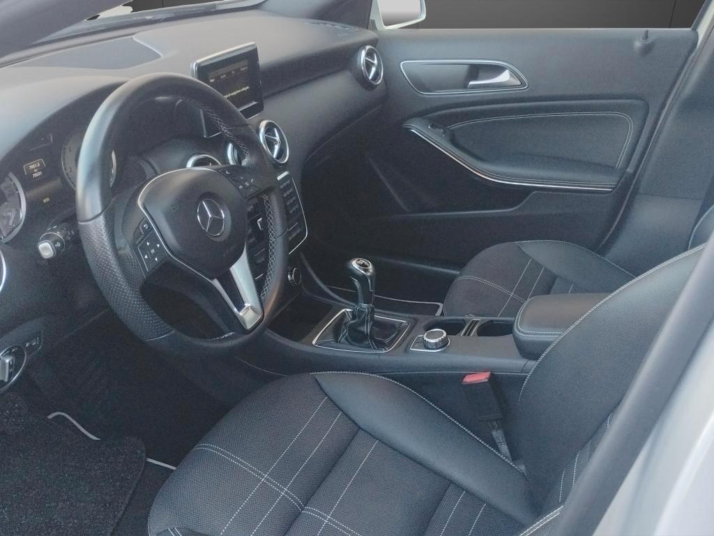 Mercedes Classe A A 180 cdi.SEDILI SPORTIVI.CERCHI 17.BLUETOOTH