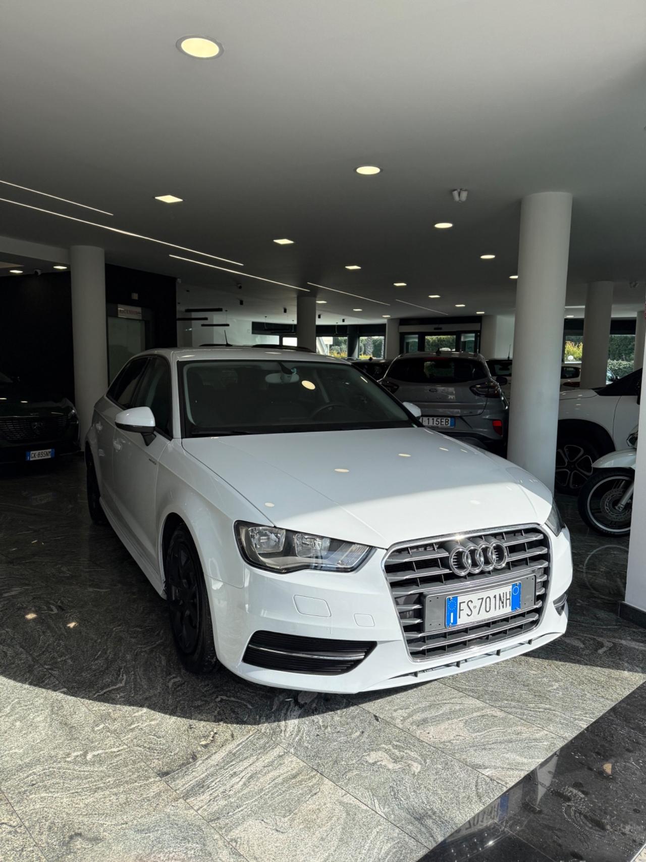 Audi A3 SPB 1.6 TDI ultra Attraction
