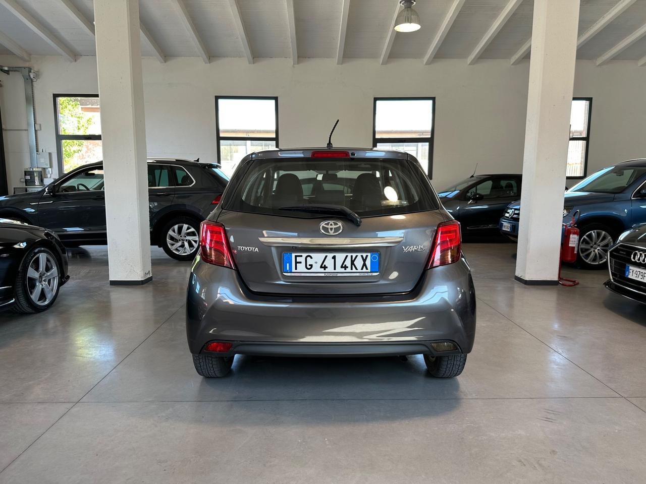 Toyota Yaris 1.0 5 porte Lounge