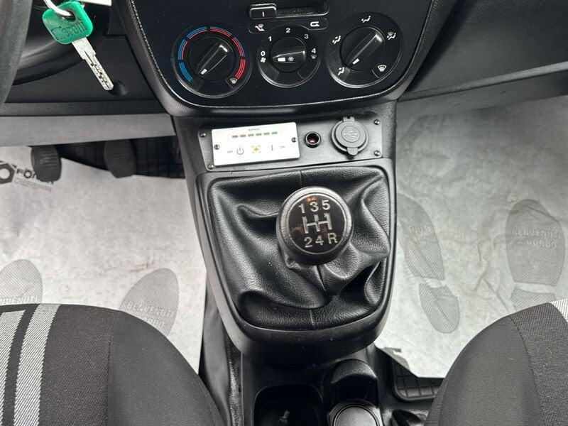 FIAT Fiorino FIORINO 1.3 MJET CARGO