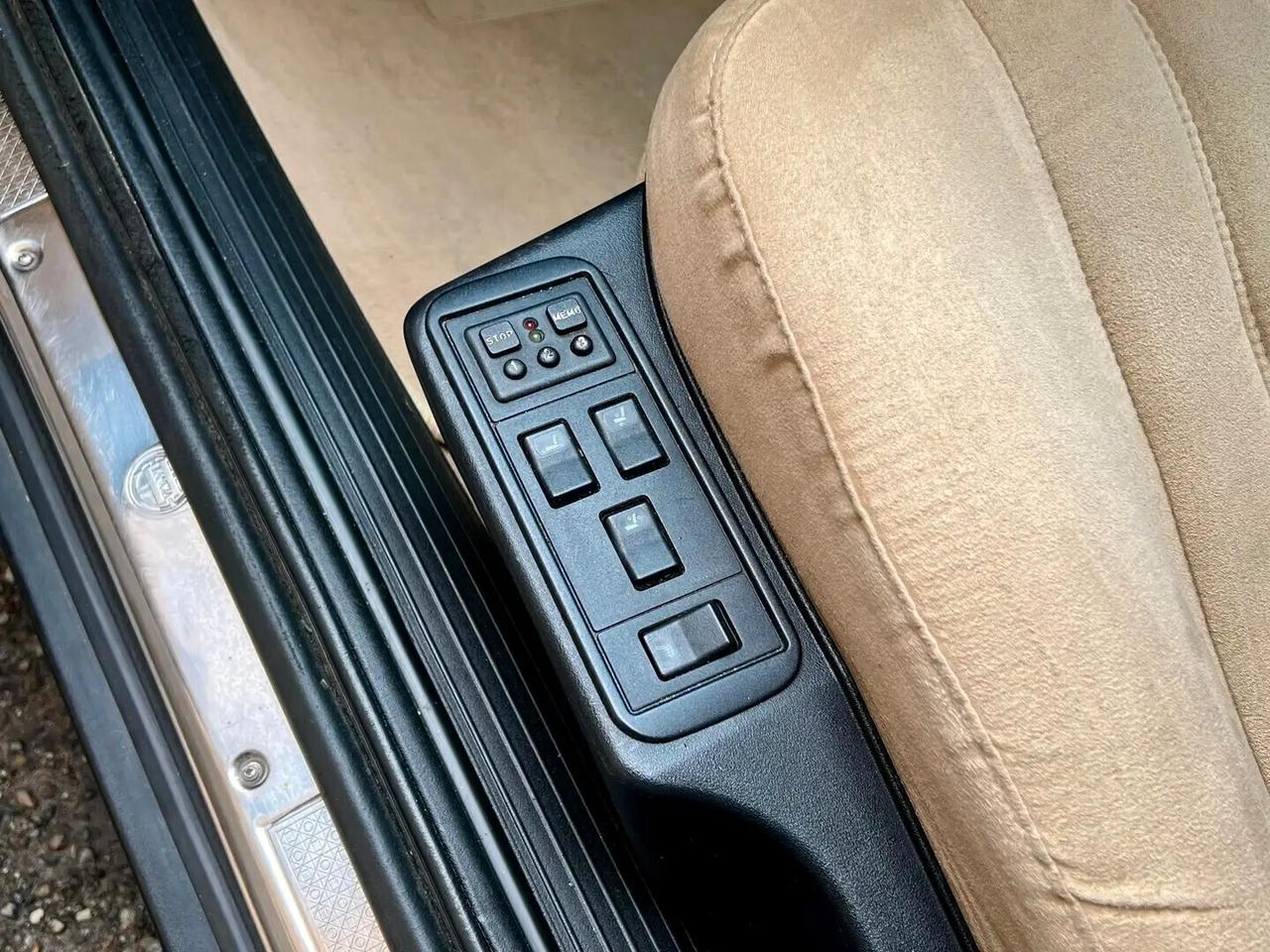 Lancia Thema 2.0 i.e. turbo 16V cat LX