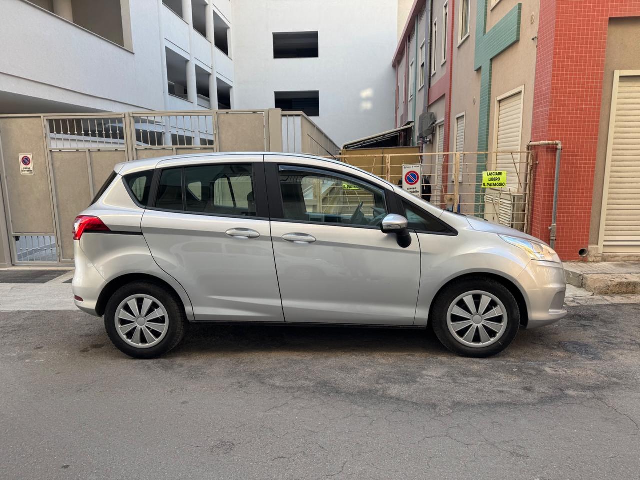 Ford B-Max 1.5 TDCi 75 CV Business Titanium