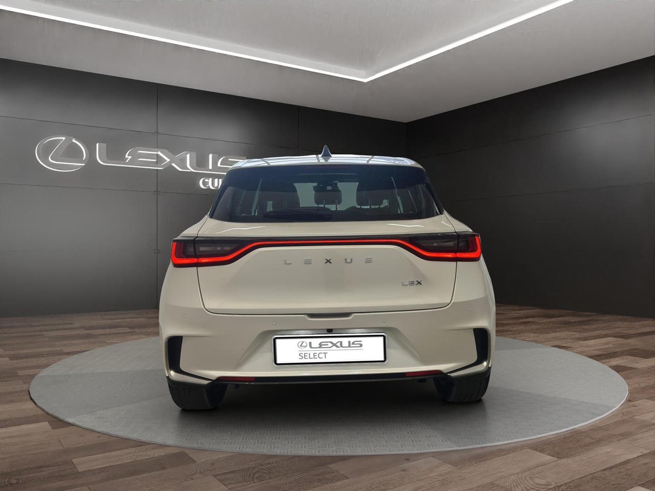 Lexus LBX 1.5 hybrid Relax 2wd