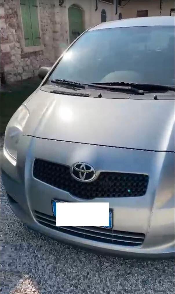 Toyota Yaris 1.3 3 porte