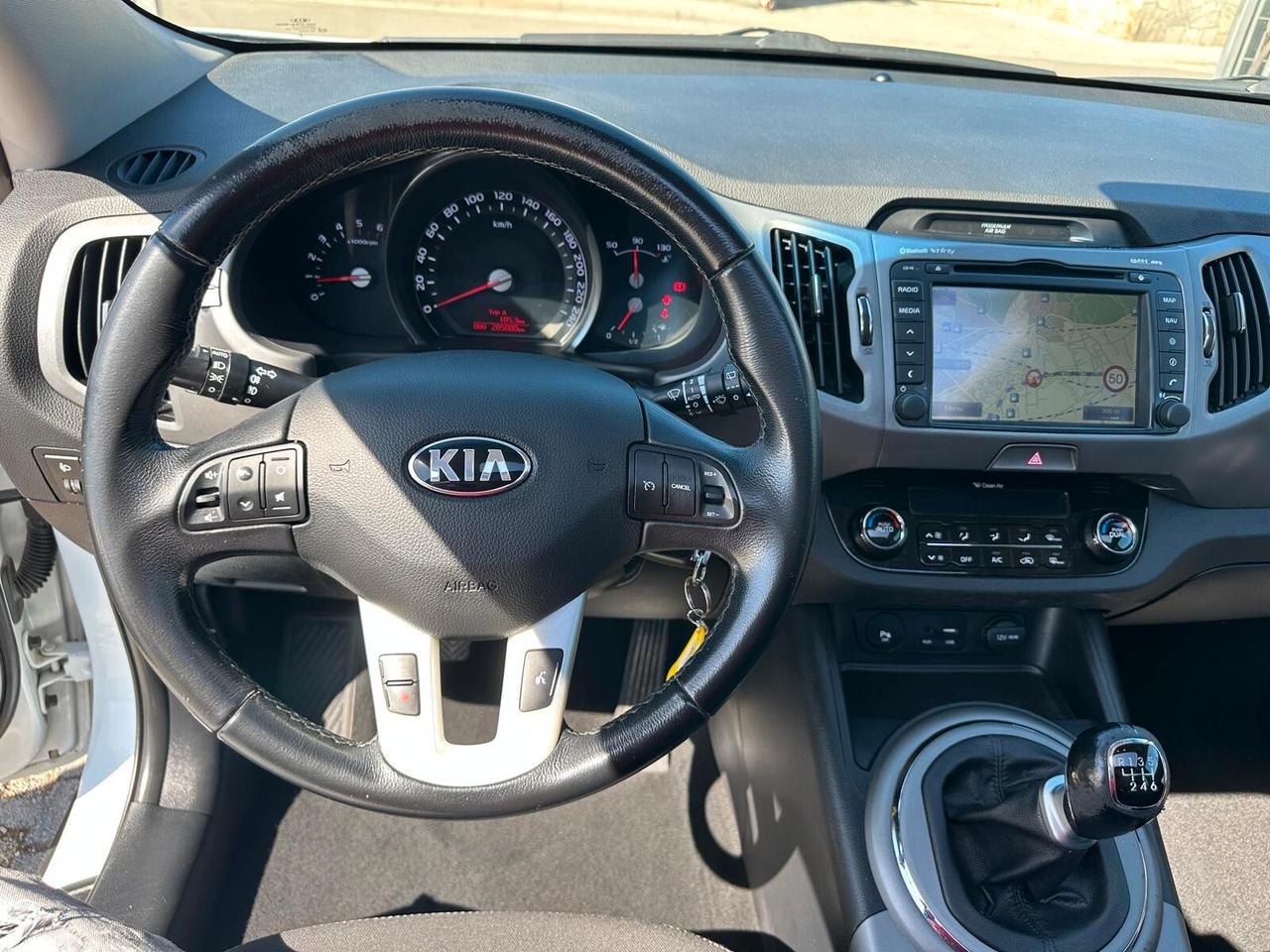 Kia Sportage 1.7 CRDI VGT 2WD high tech-2015