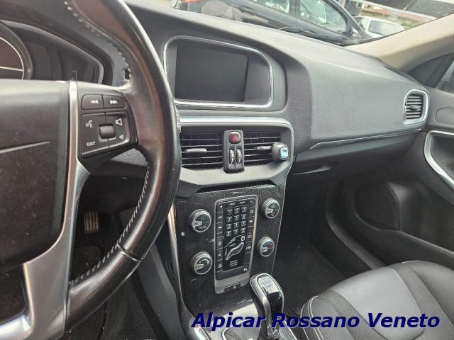 VOLVO V40 D2 Geartronic Business
