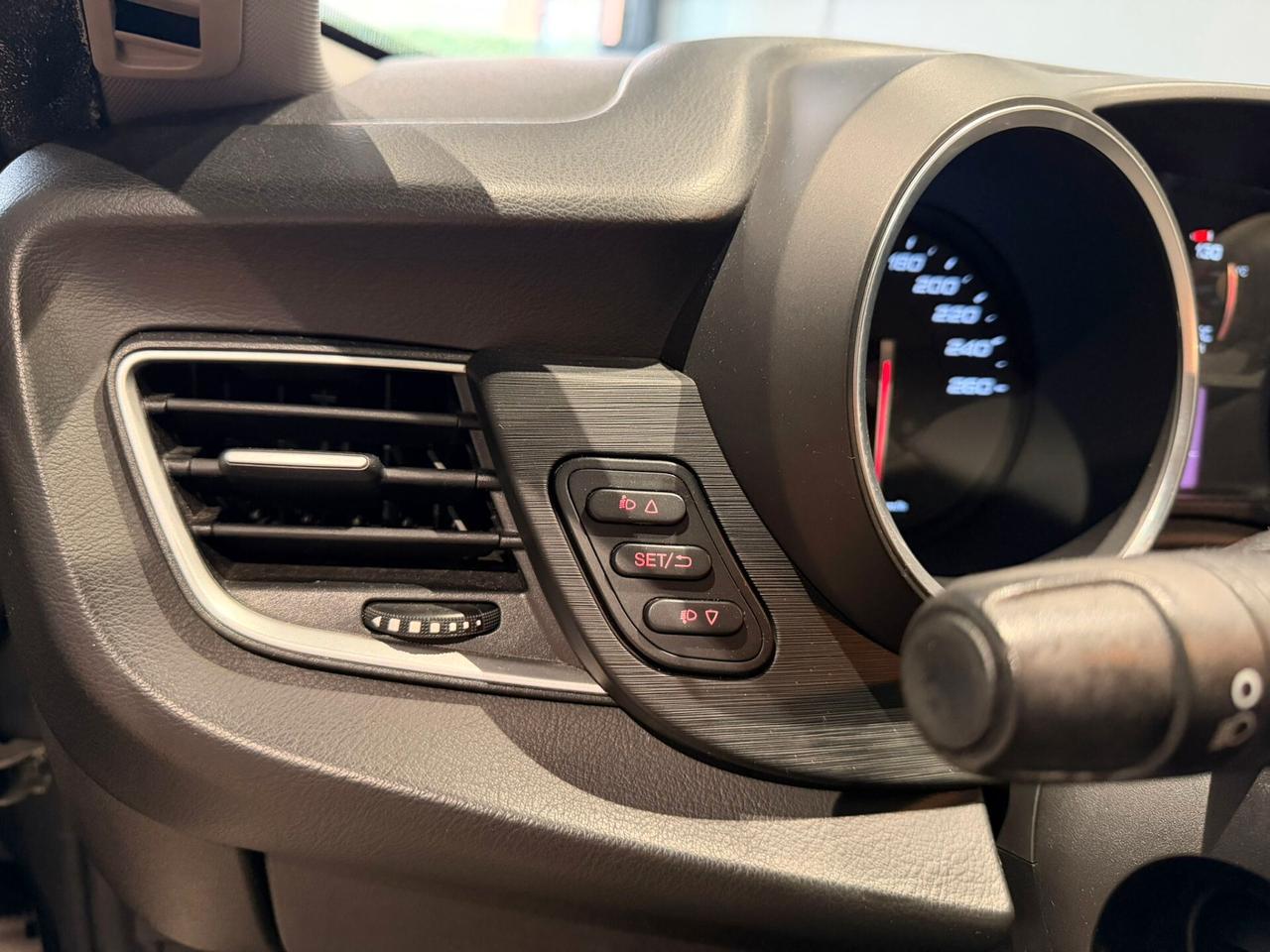 Alfa Romeo Giulietta 1.4 Turbo 120 CV GPL Distinctive