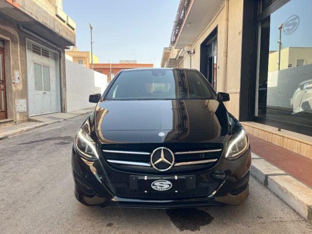 MERCEDES-BENZ B 200 d 136Cv Sport