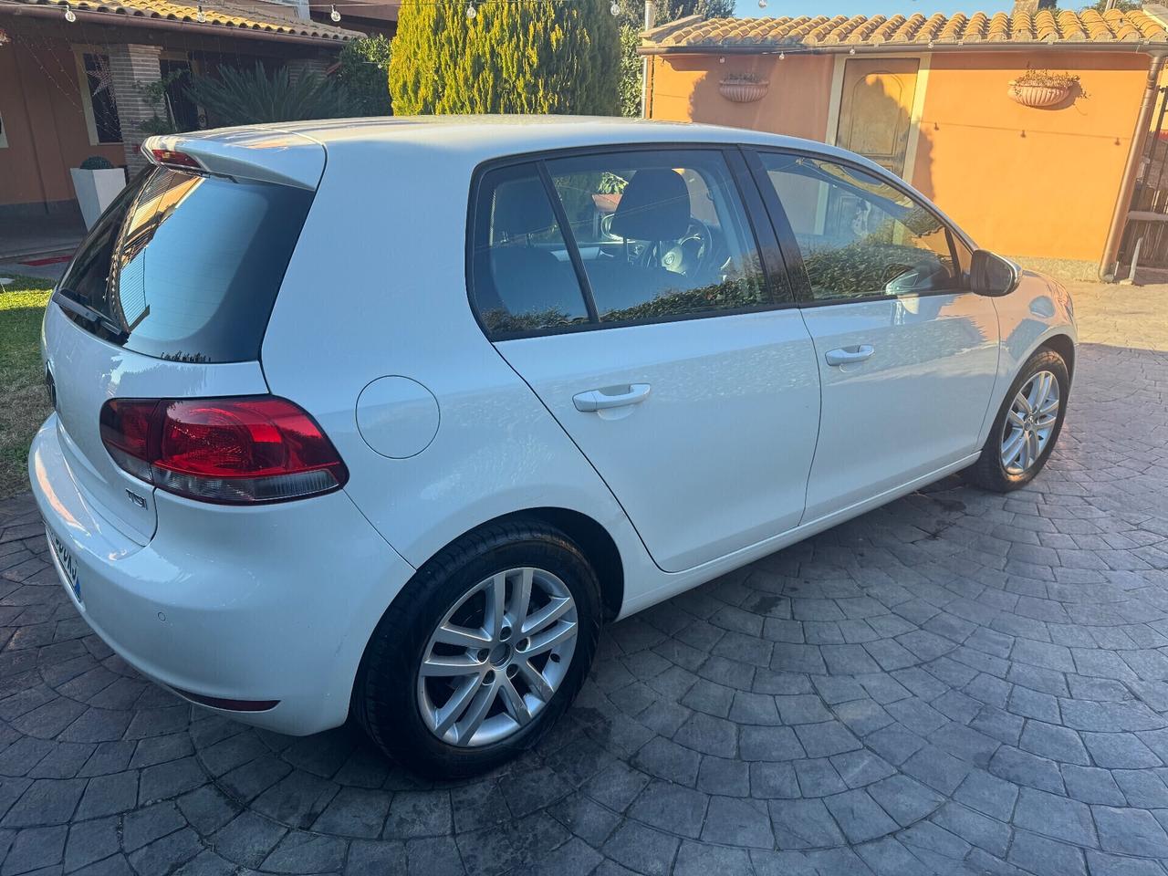 Volkswagen Golf 1.4 GPL - cambio DSG 5p. Highline