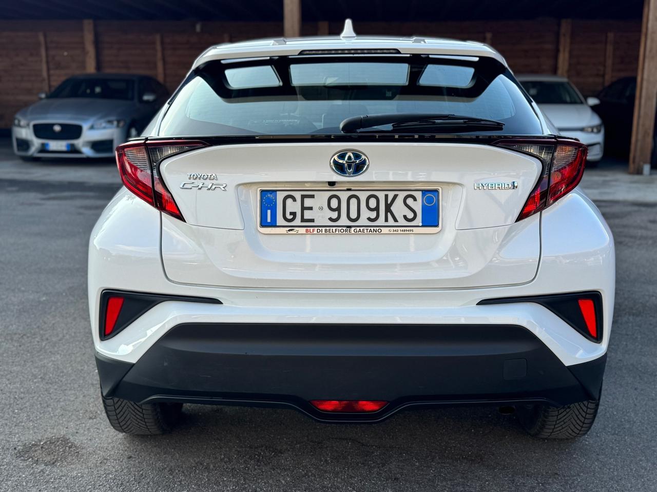 Toyota C-HR 1.8 Hybrid E-CVT Toyota Team
