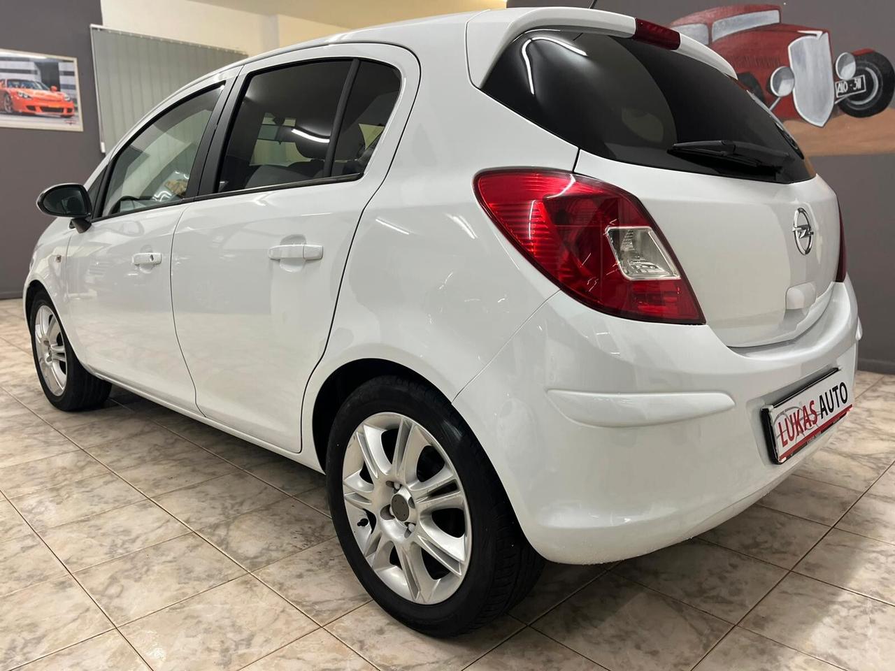 Opel Corsa 1.2 85CV 5 porte GPL-TECH One