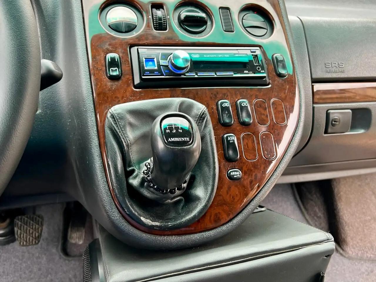 Mercedes-benz V 220 CDI cat Ambiente