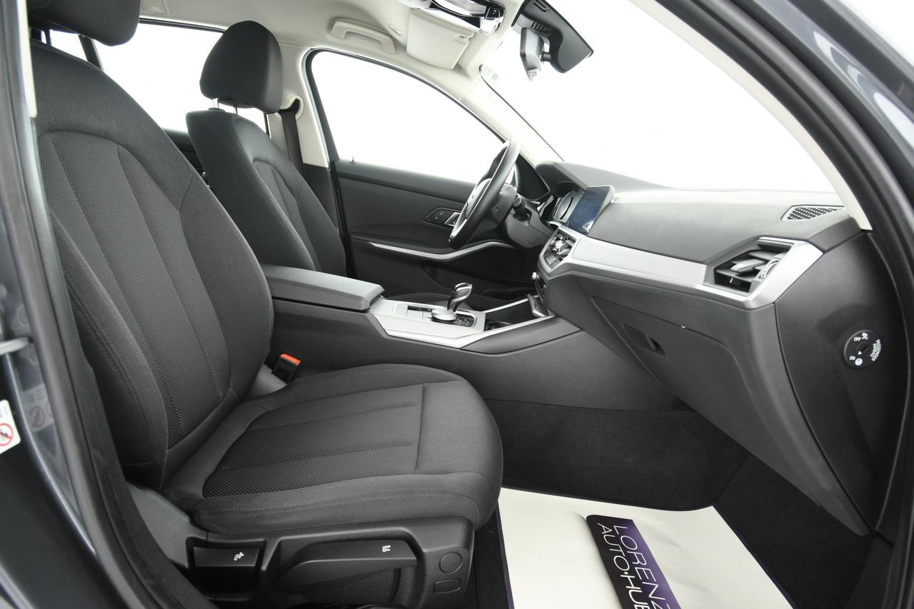 BMW 320d Touring mhev 48V xdrive Business Advantage auto APP CONNECT