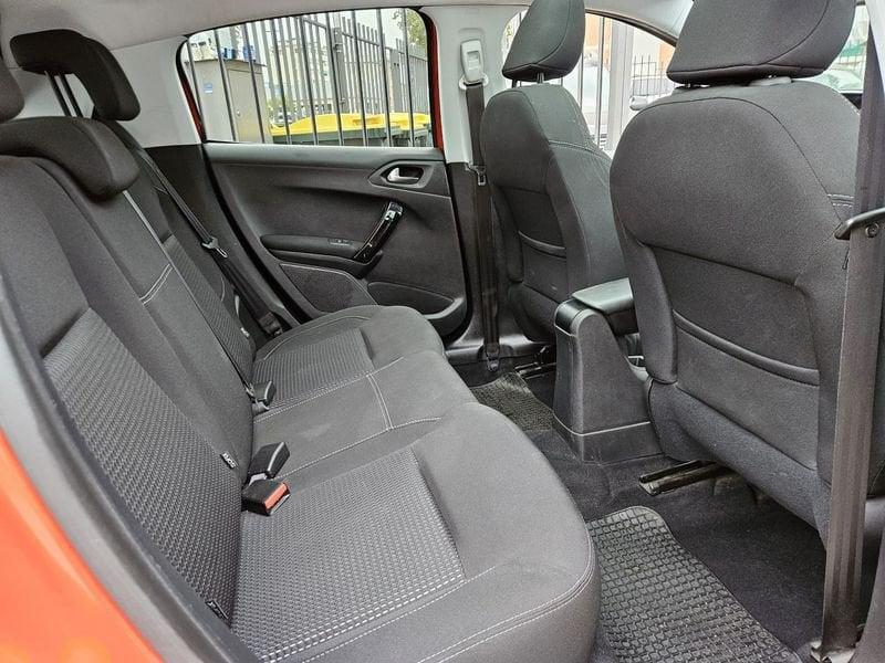 Peugeot 208 208 5p 1.2 puretech Allure gpl 82cv