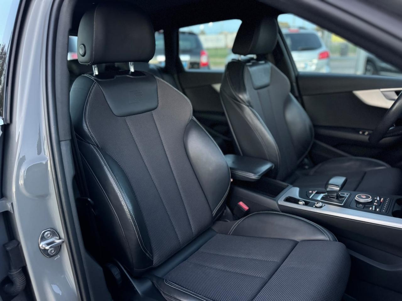 Audi A4 Avant 40 TDI quattro S tronic Line edition