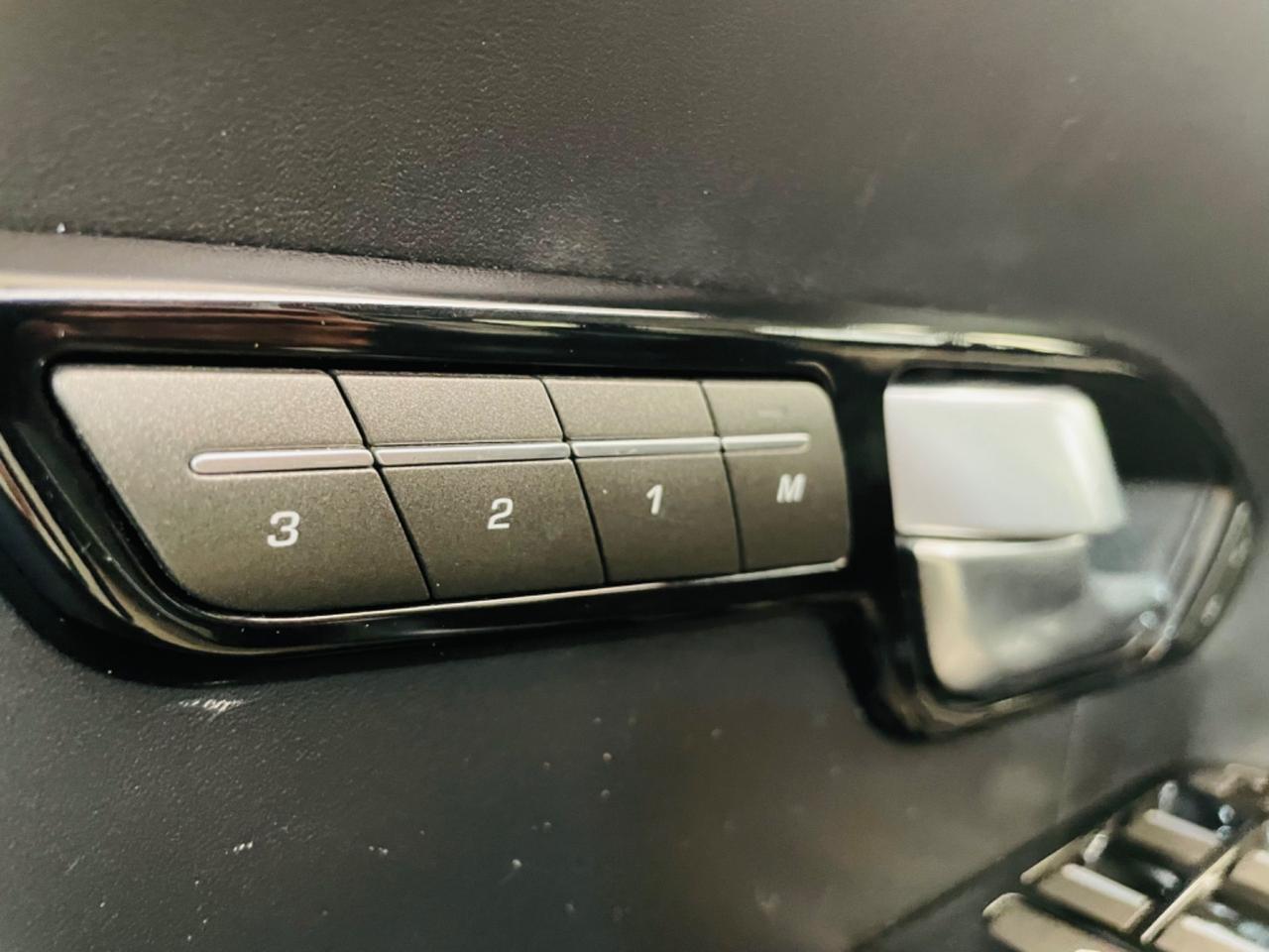 Land Rover Range Evoque 2.2 Sd4 5p. Dynamic