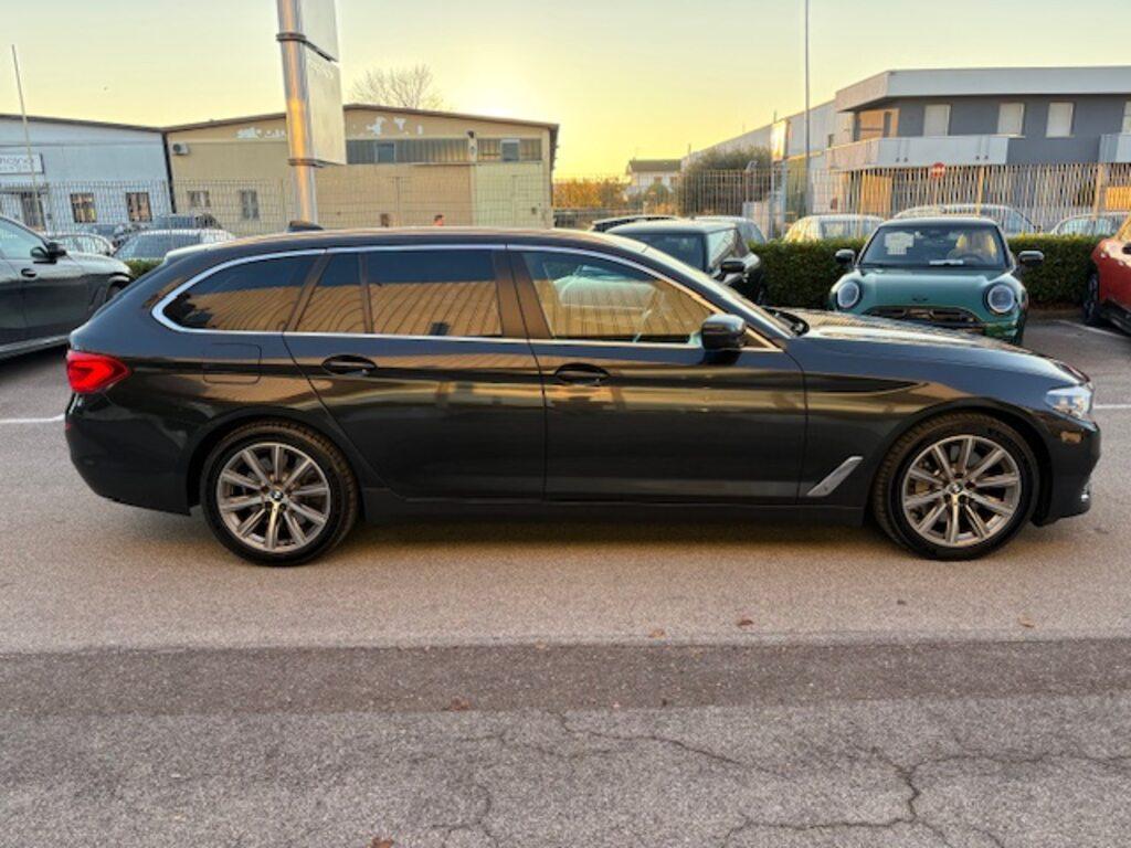 BMW Serie 5 Touring 530 d Luxury xDrive Steptronic