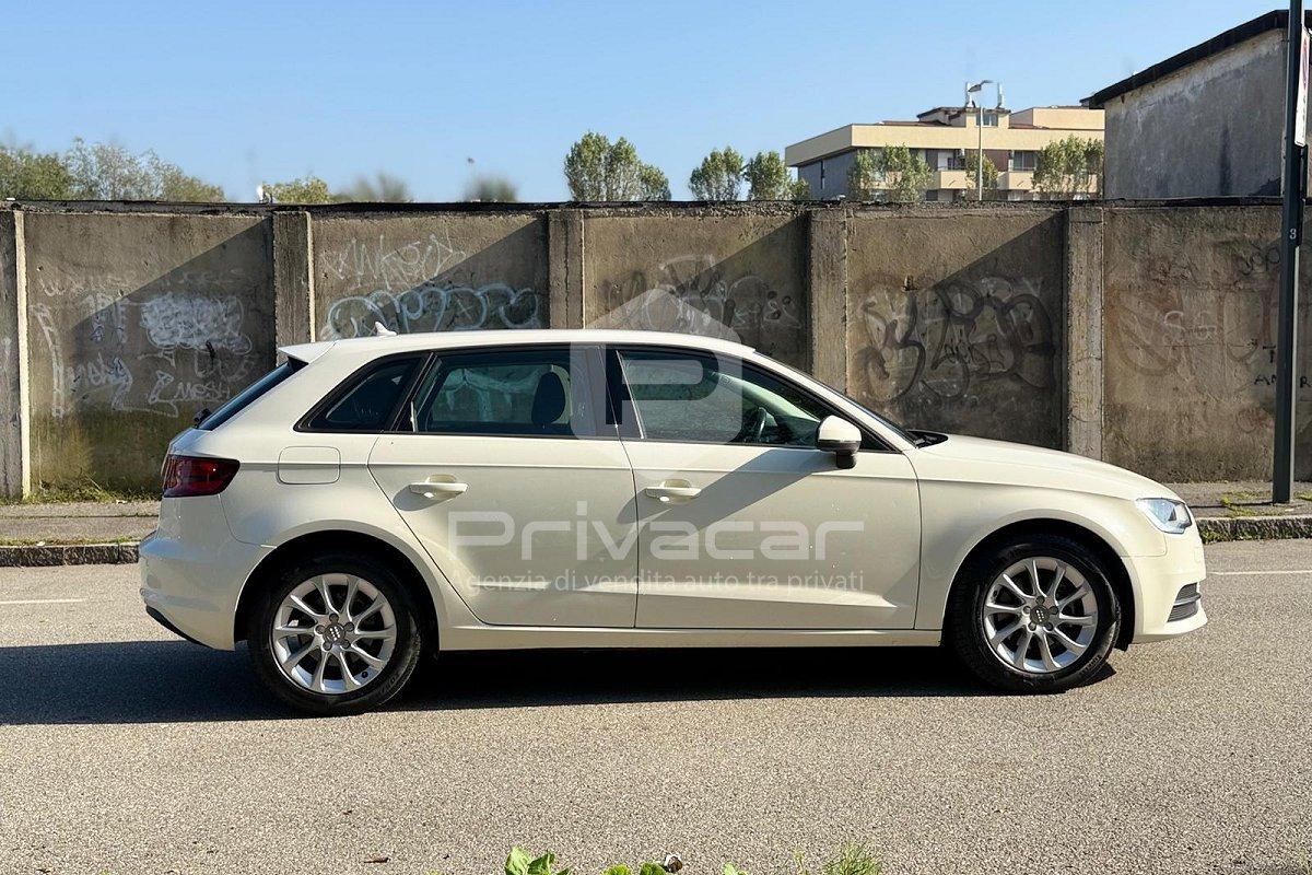 AUDI A3 SPB 1.6 TDI clean diesel Ambition