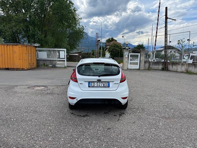 Ford Fiesta 1.4 TDCi 5p. Titanium