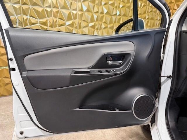 Toyota Yaris 1.5 Hybrid 5 porte Cool