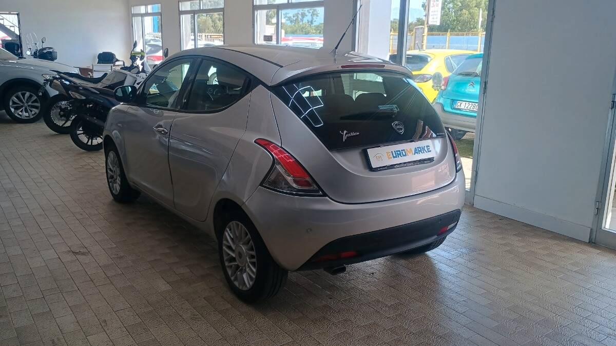 Lancia Ypsilon 1.2 8v Gold c CL 69cv E6