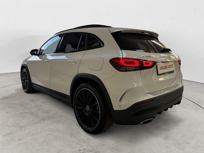 Mercedes-Benz GLA GLA 200 Automatic 4Matic Premium