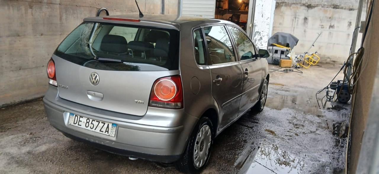 Volkswagen Polo 1.4/80CV TDI 5p. Comfortline - 2006