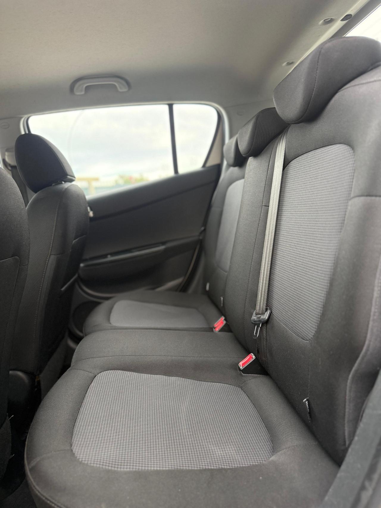 Hyundai i20 1.4 CRDi 5p. Sound Edition