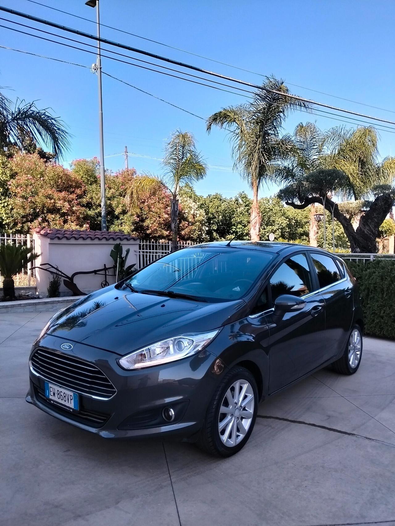 Ford Fiesta 1.4 5p. Bz.- GPL Titanium