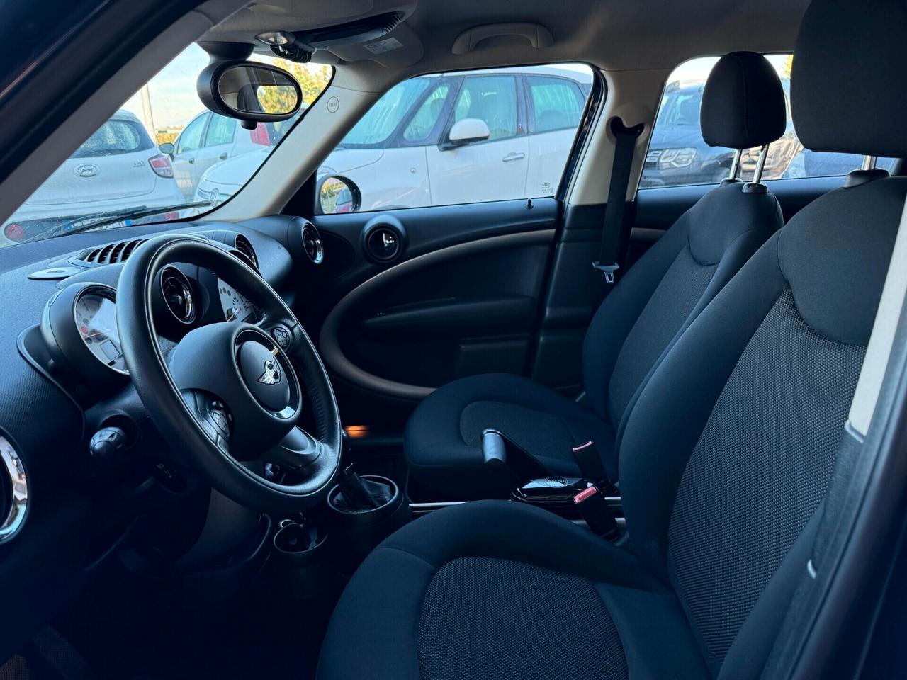 Mini Cooper Countryman 2.0 Diesel Cambio automatico Neopatentati