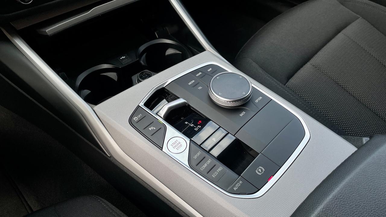 BMW 320D TOURING 2.0 X-DRIVE 48V ADVANTAGE 190CV - FULL LED, VIRTUAL COCKPIT, CARPLAY