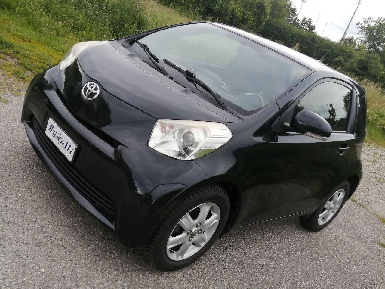 Toyota iQ 1.0 Automatica Idonea Neopatentati
