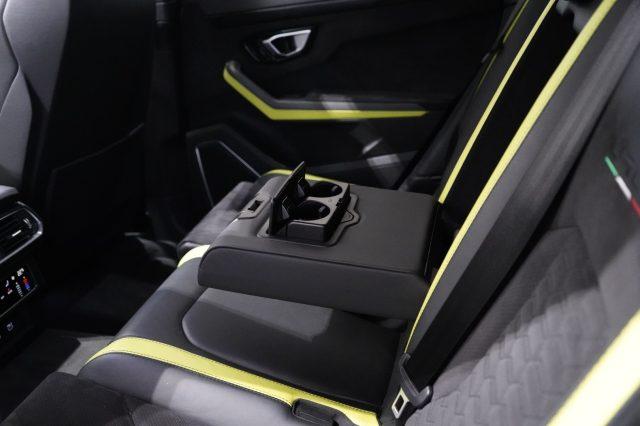 LAMBORGHINI Urus 4.0 650cv Graphite Capsule