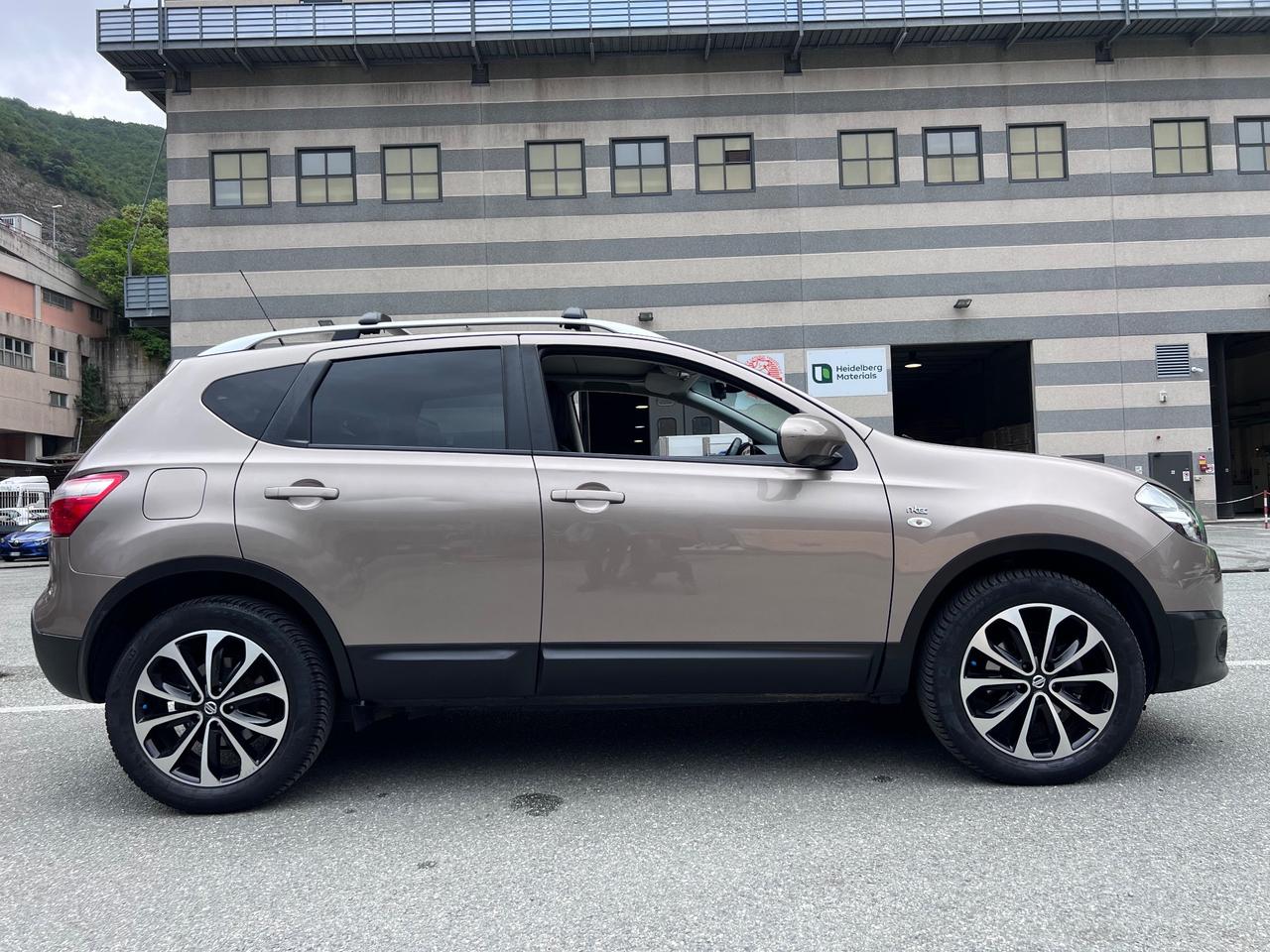 Nissan Qashqai 1.6 dCi 130cv Tekna Km 112.000 Unicoproprietario Full Optional Perfetta