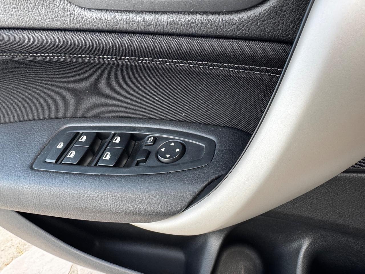Bmw 118 118d 5p. Advantage